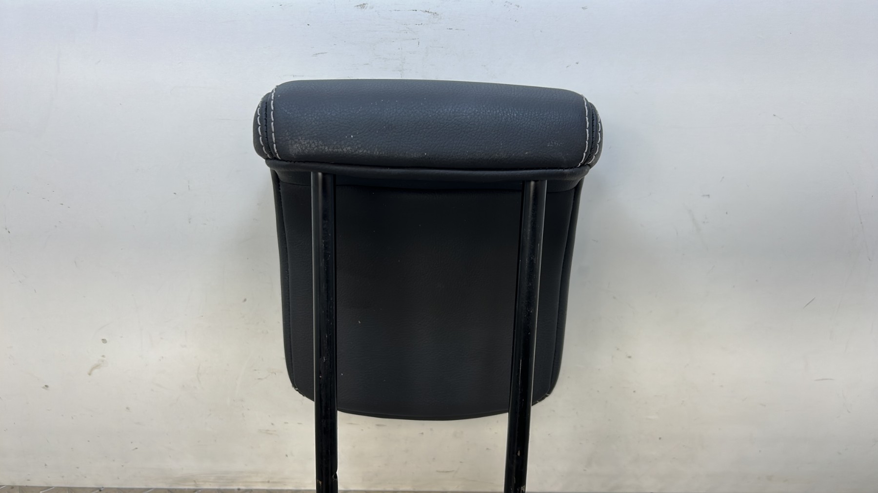 Appui tete arriere RENAULT CLIO 3 PHASE 2 – 7701071688