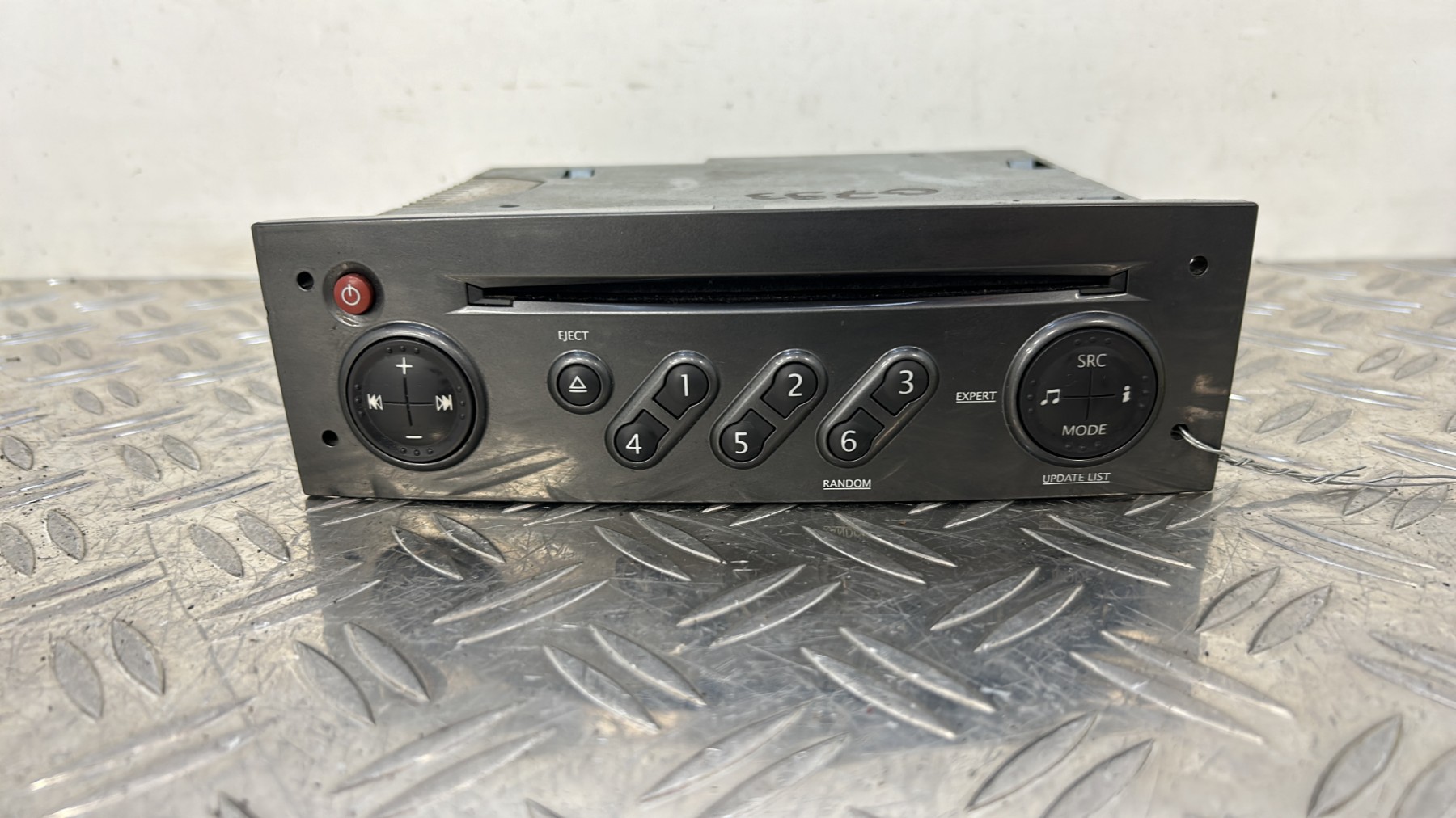Autoradio d’origine RENAULT CLIO 3 PHASE 2 – 8200666146T