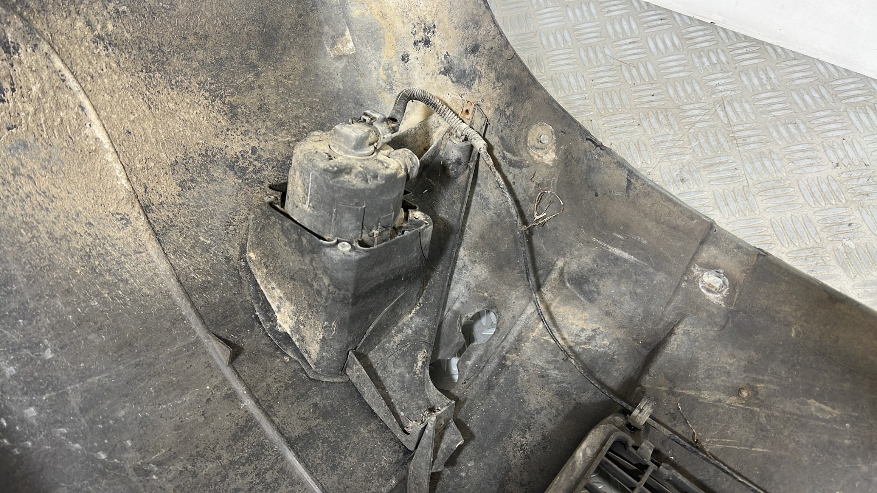Pare choc avant PEUGEOT PARTNER 1 PHASE 2 – 9643802277