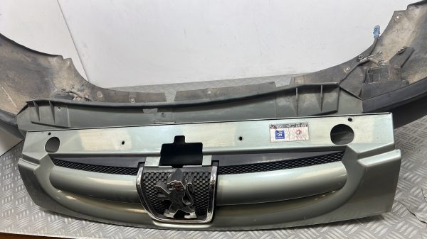 Pare choc avant PEUGEOT PARTNER 1 PHASE 2 – 9643802277