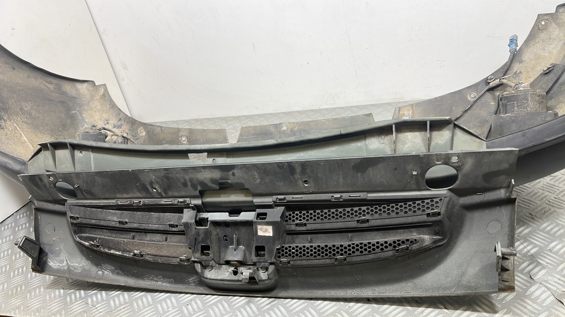 Pare choc avant PEUGEOT PARTNER 1 PHASE 2 – 9643802277