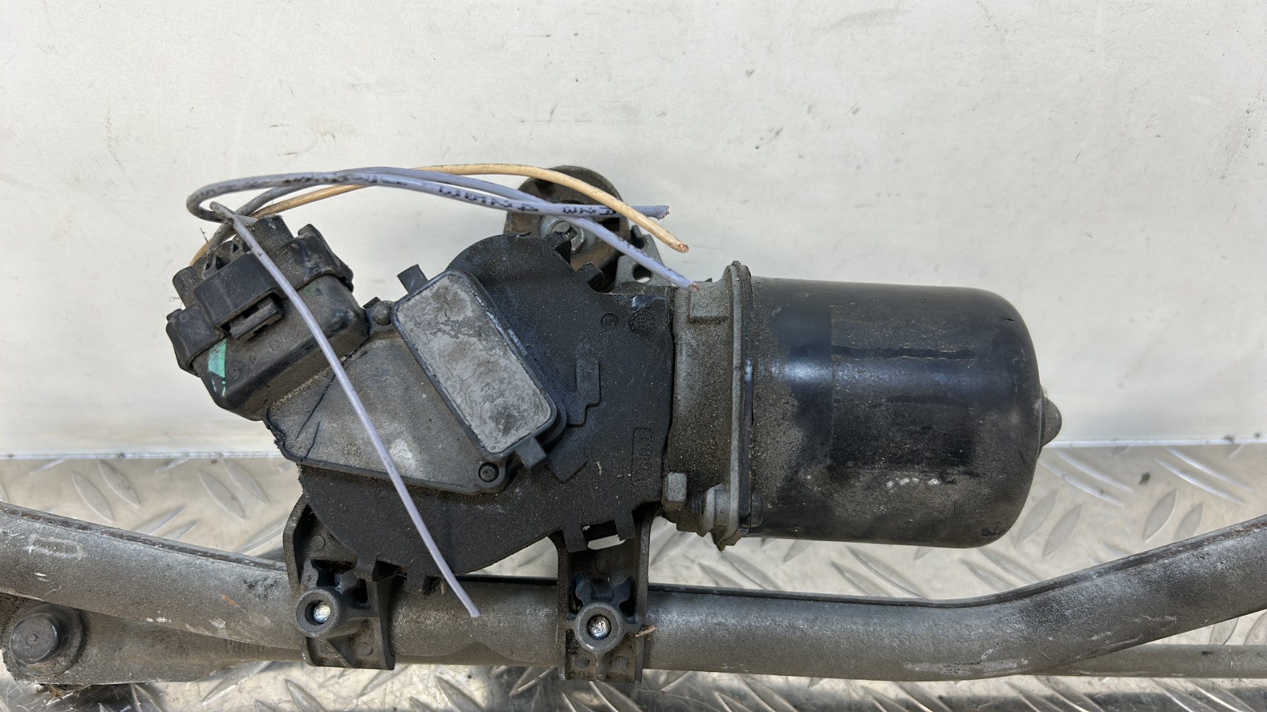 Moteur essuie glace avant CITROEN C3 1 PHASE 2 – 53630187