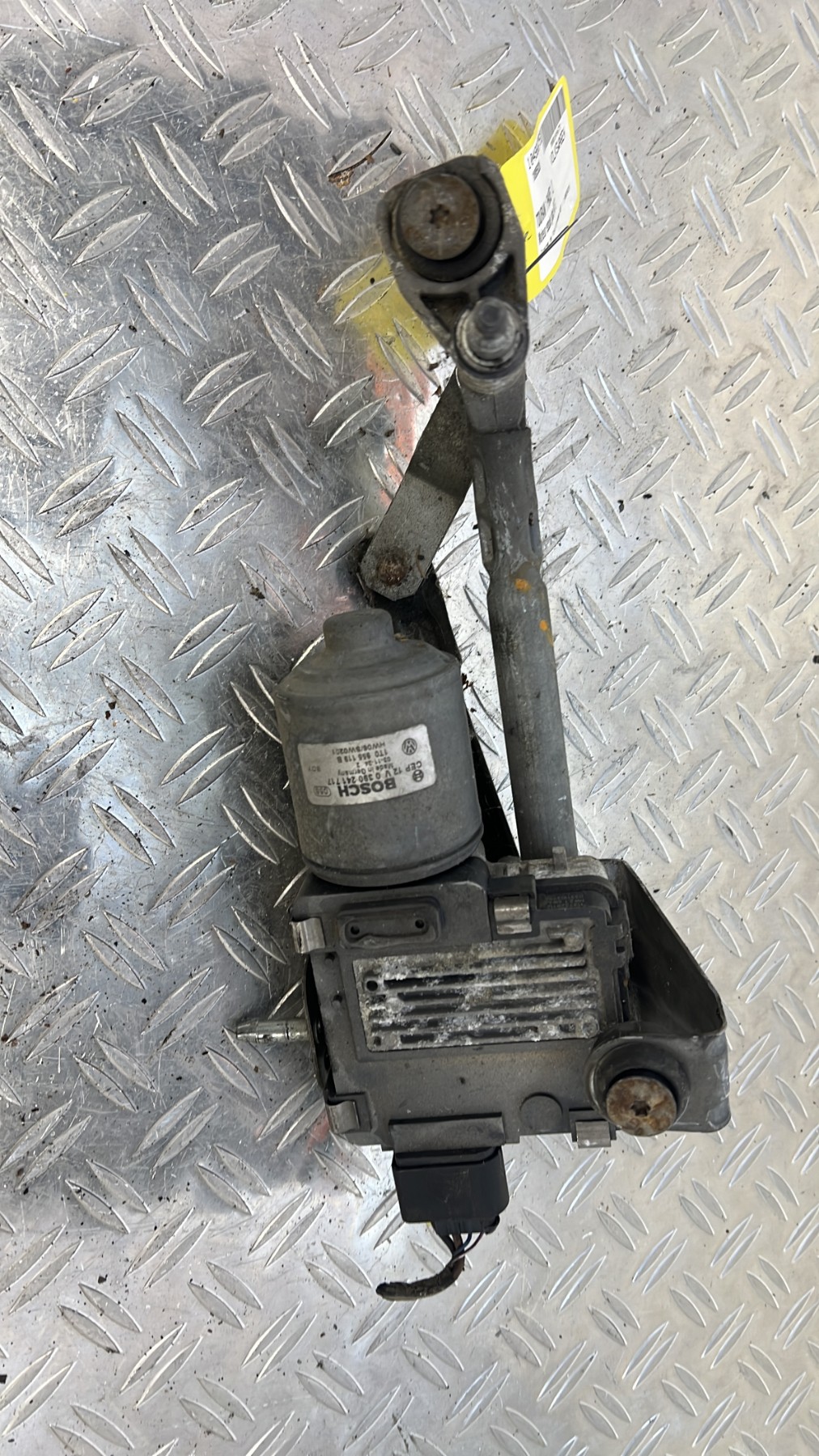 Moteur essuie glace avant gauche VOLKSWAGEN TOURAN 1 PHASE 1 – 1T0955023D