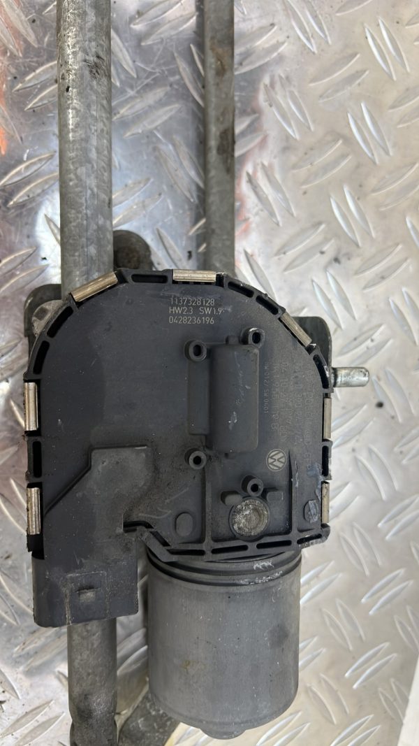 Moteur essuie glace avant VOLKSWAGEN GOLF 5 – 1K1955023D