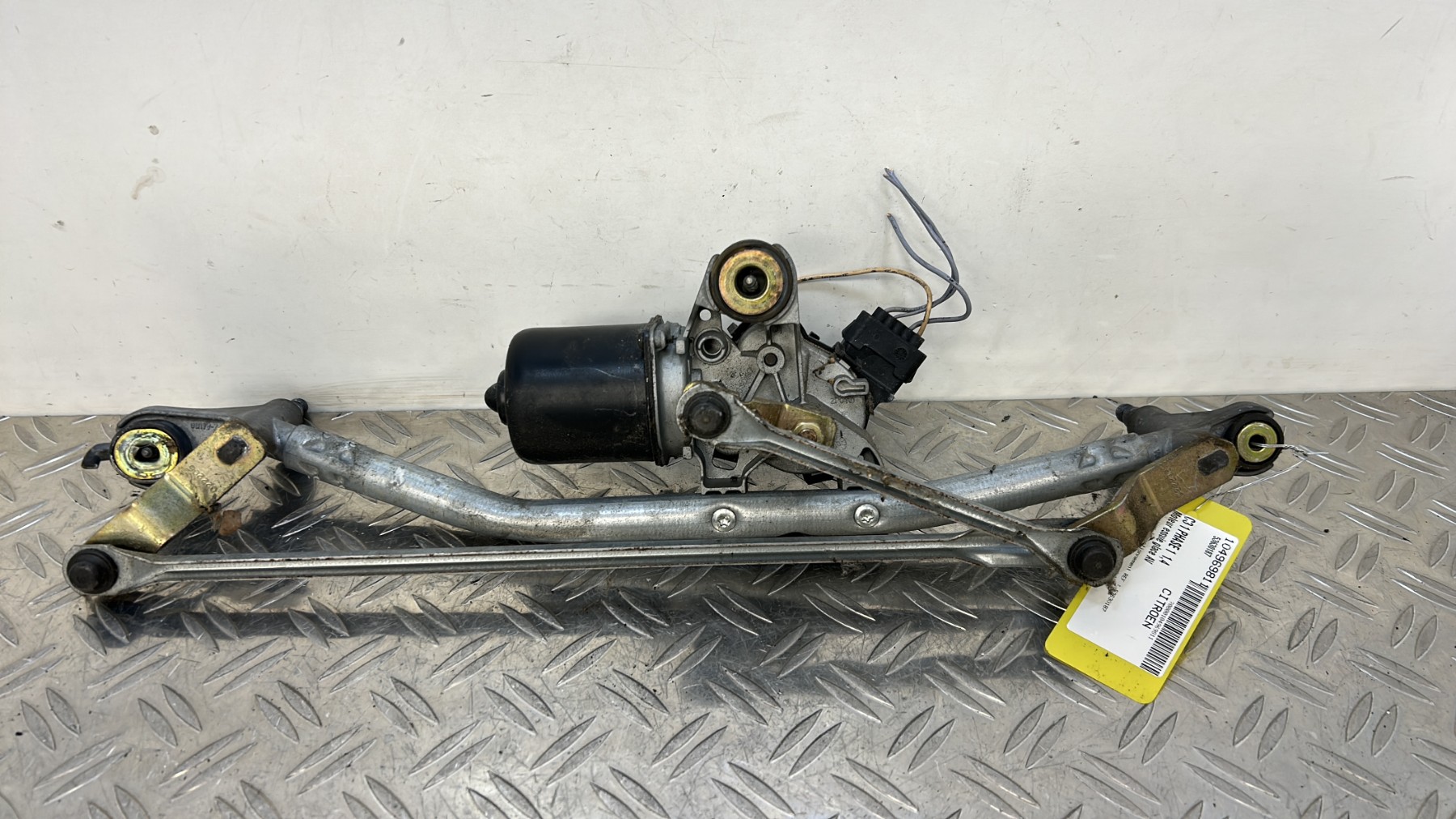 Moteur essuie glace avant CITROEN C3 1 PHASE 1 – 53630187
