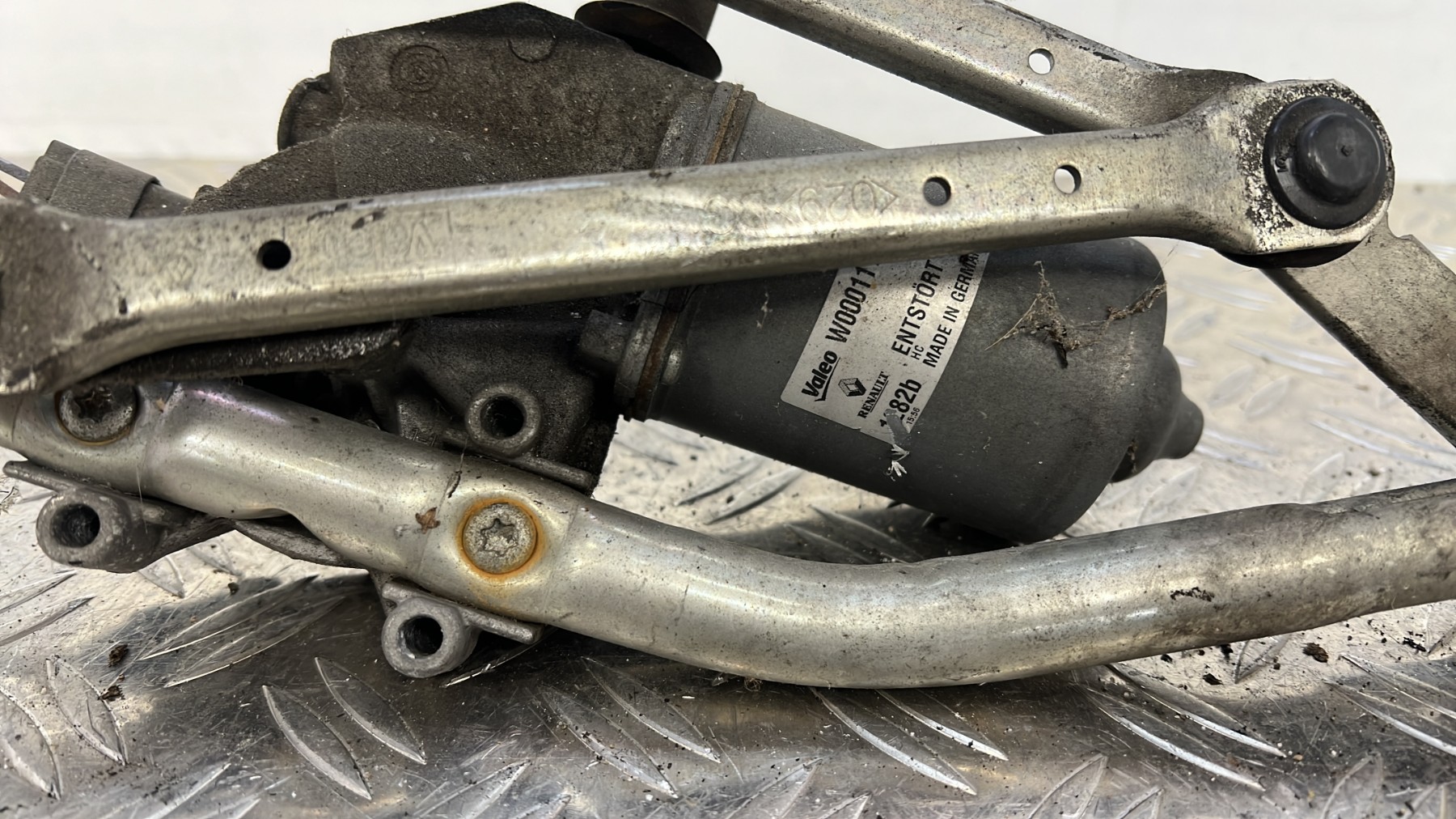 Moteur essuie glace avant RENAULT LAGUNA 3 PHASE 1 BREAK – 288003799R