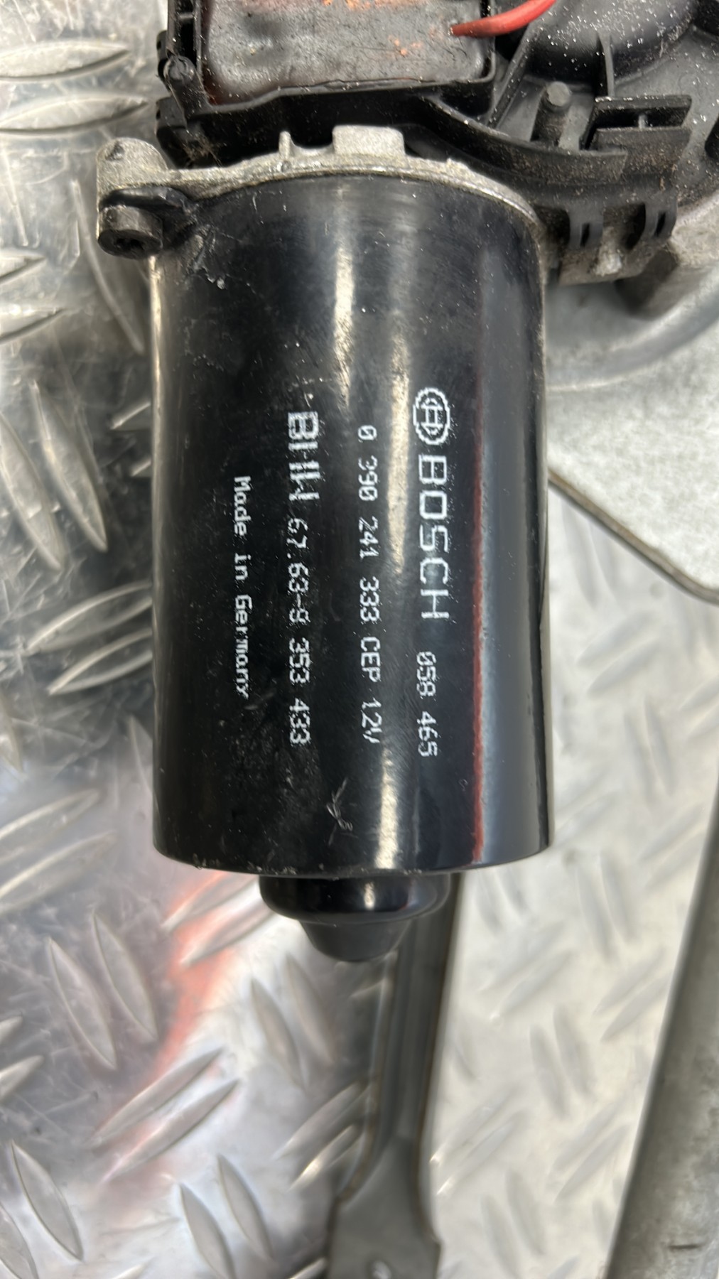 Moteur essuie glace avant BMW SERIE 3 E36 – 390241333