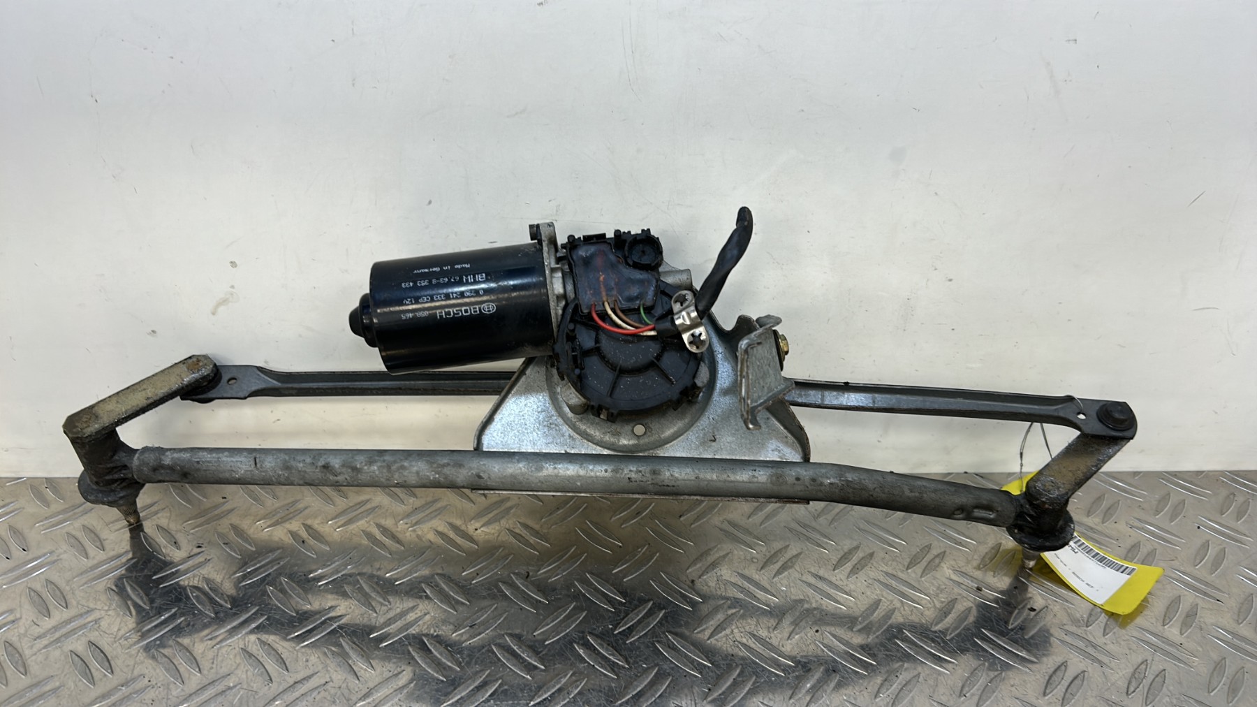 Moteur essuie glace avant BMW SERIE 3 E36 – 390241333