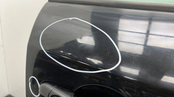 Porte avant gauche RENAULT MEGANE 3 PHASE 1 – 801006560R