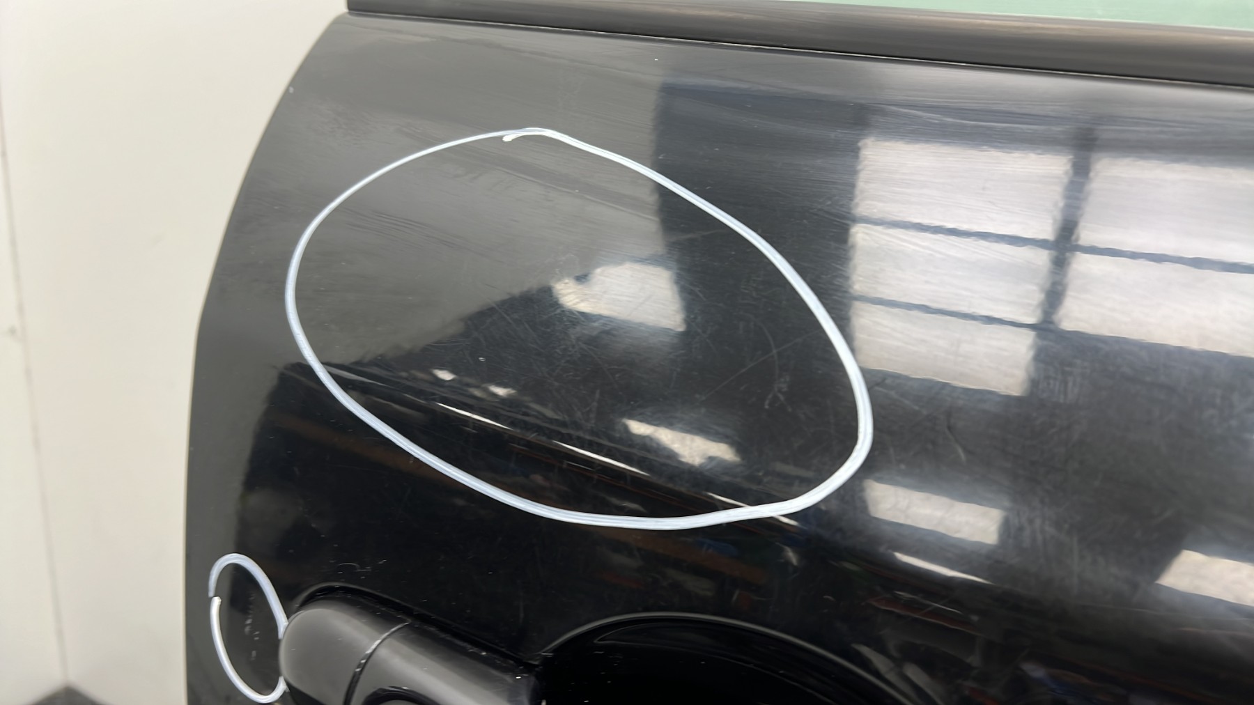 Porte avant gauche RENAULT MEGANE 3 PHASE 1 – 801006560R