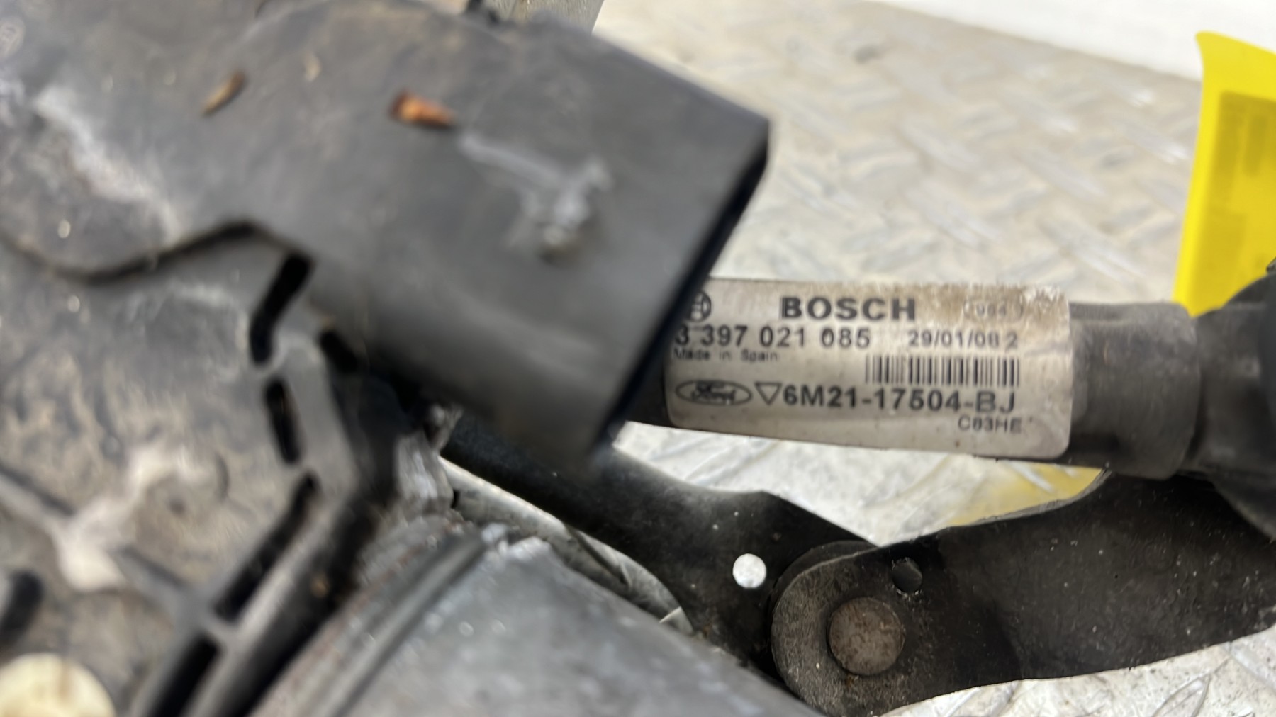 Moteur essuie glace avant droit FORD S-MAX 1 PHASE 1 – 3397021085