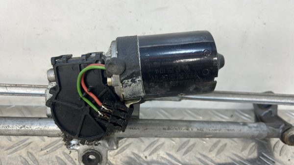 Moteur essuie glace avant VOLKSWAGEN GOLF 4 – 1JU955325A