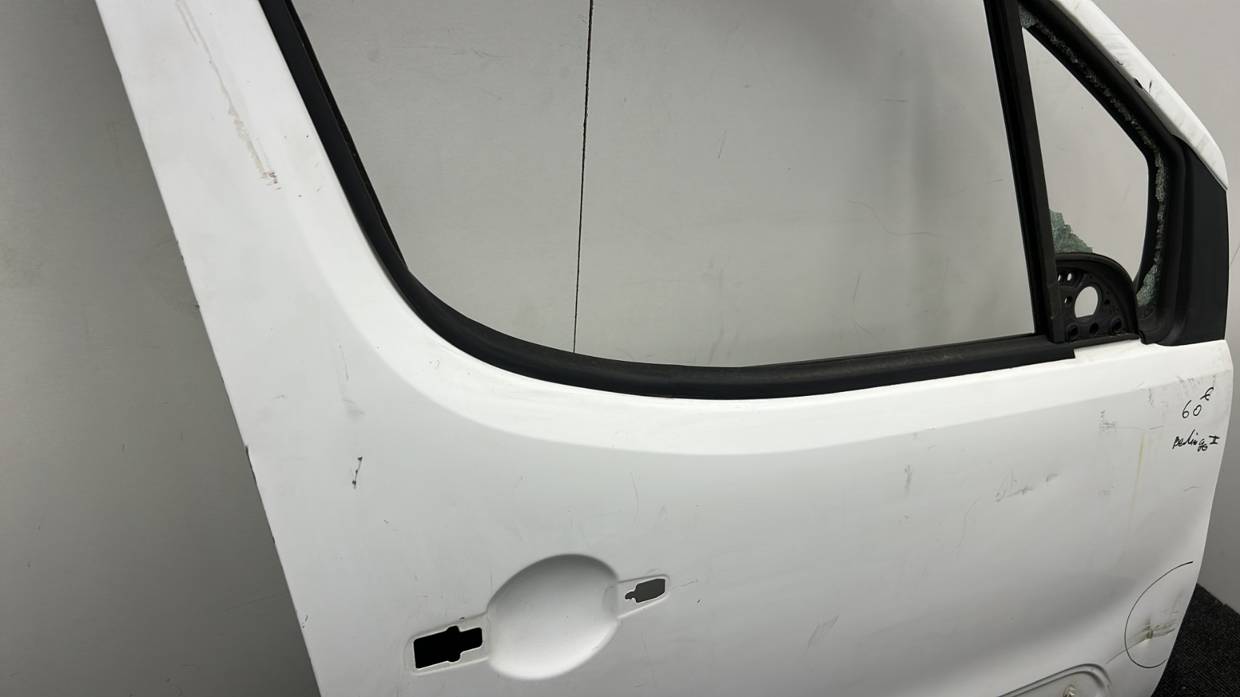 Porte avant droit CITROEN BERLINGO 2 PHASE 1 – 00009004Z6