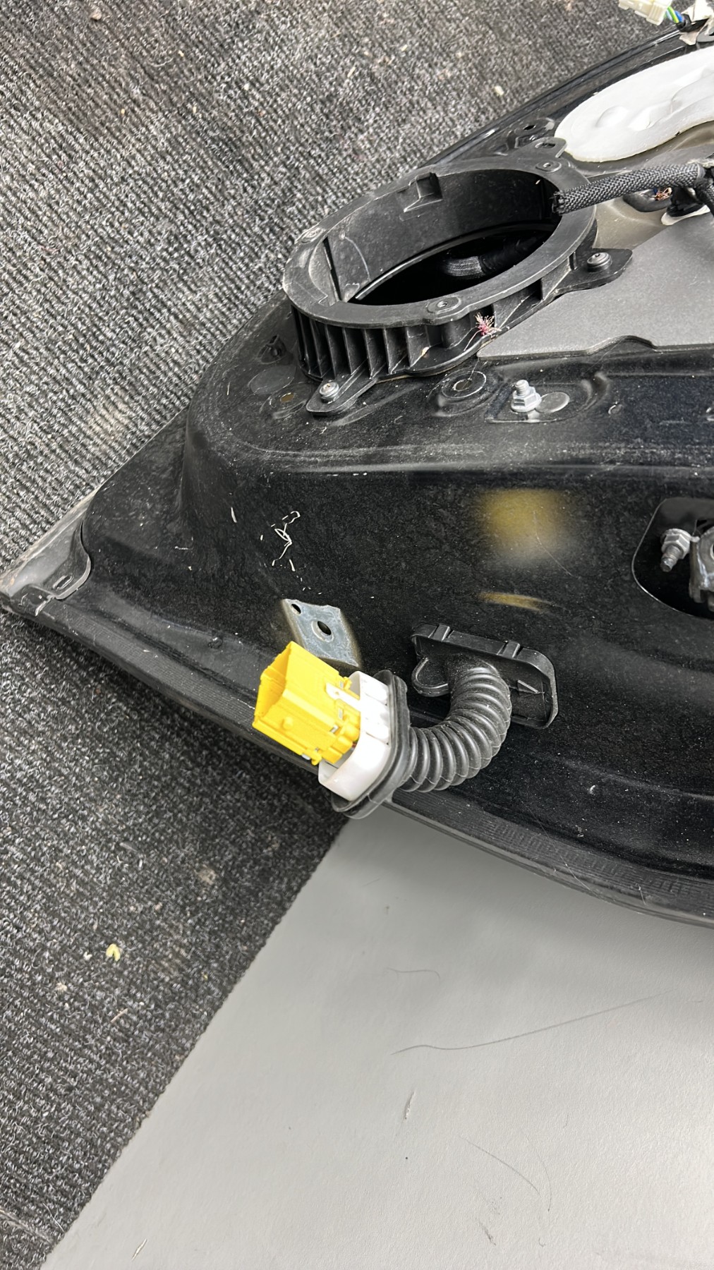 Porte arriere gauche PEUGEOT 208 2 – 9827577980