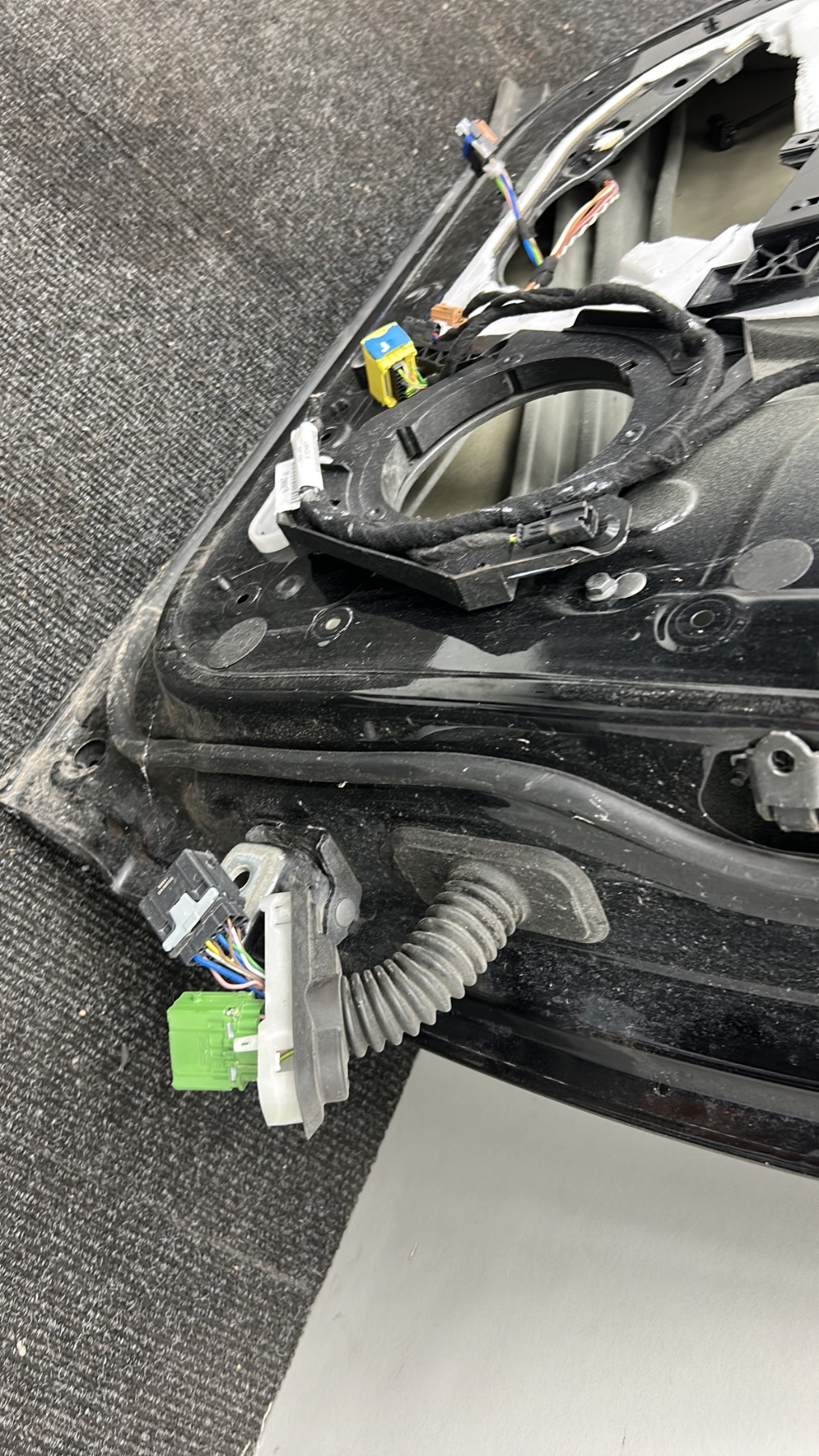 Porte avant gauche PEUGEOT 3008 2 PHASE 1 – 9812306480