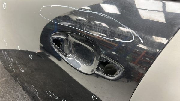 Porte avant gauche PEUGEOT 3008 2 PHASE 1 – 9812306480