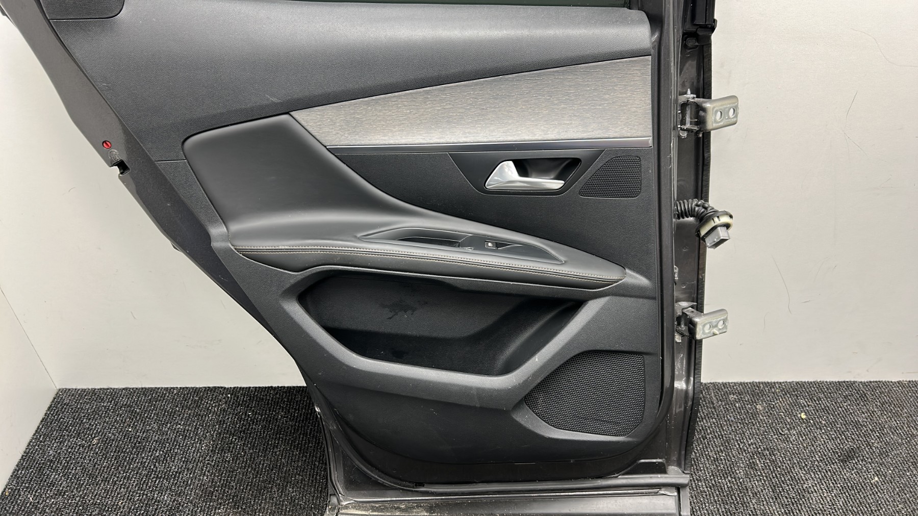 Porte arriere gauche PEUGEOT 3008 2 PHASE 1 – 9812317280
