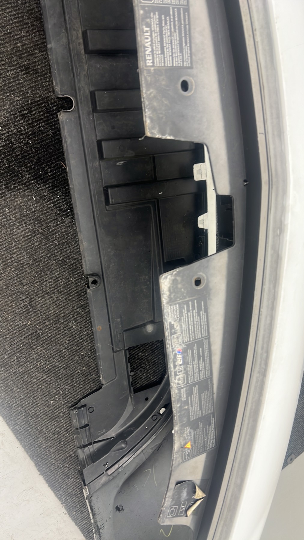 Pare choc avant RENAULT CLIO 3 PHASE 1 – 620223641R