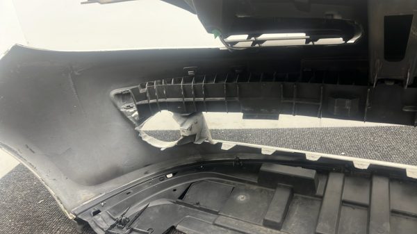Pare choc avant RENAULT CLIO 3 PHASE 1 – 620223641R