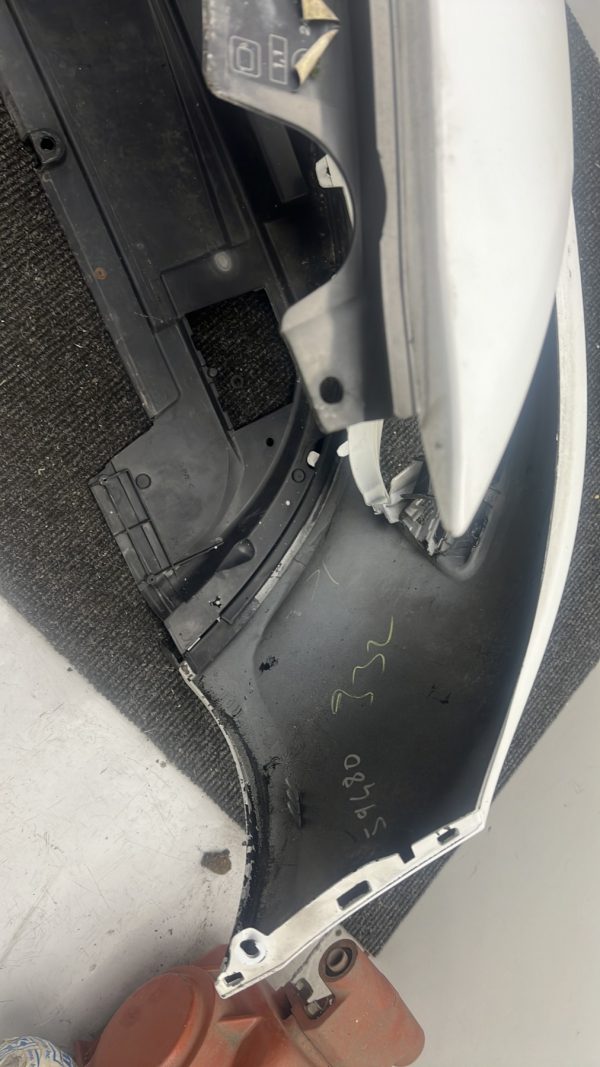 Pare choc avant RENAULT CLIO 3 PHASE 1 – 620223641R