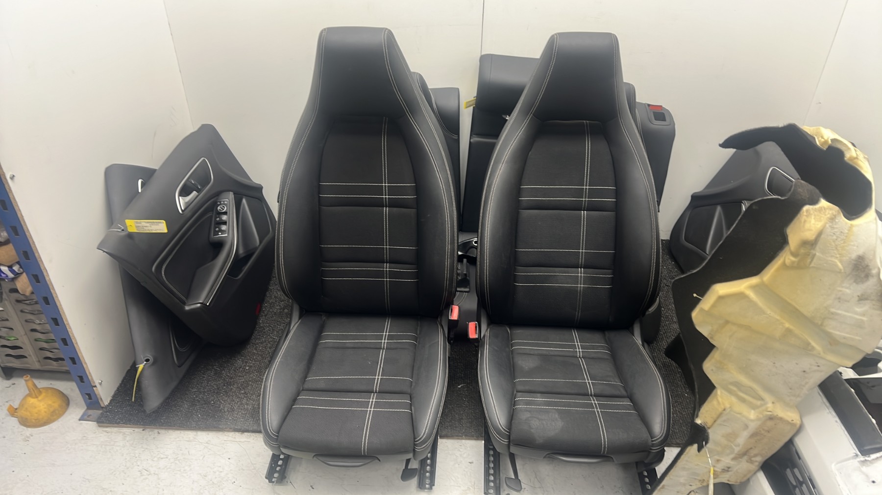 Interieur complet MERCEDES CLASSE A 176 PHASE 2 – A0009109908