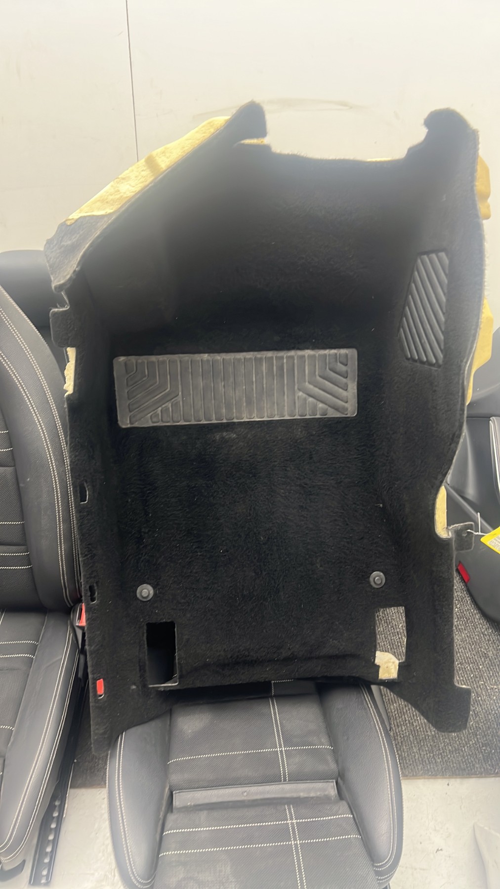 Interieur complet MERCEDES CLASSE A 176 PHASE 2 – A0009109908
