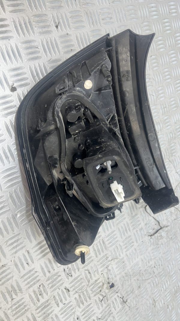 Feu arriere principal gauche (feux) CITROEN C3 2 PHASE 1 – 00006350KQ