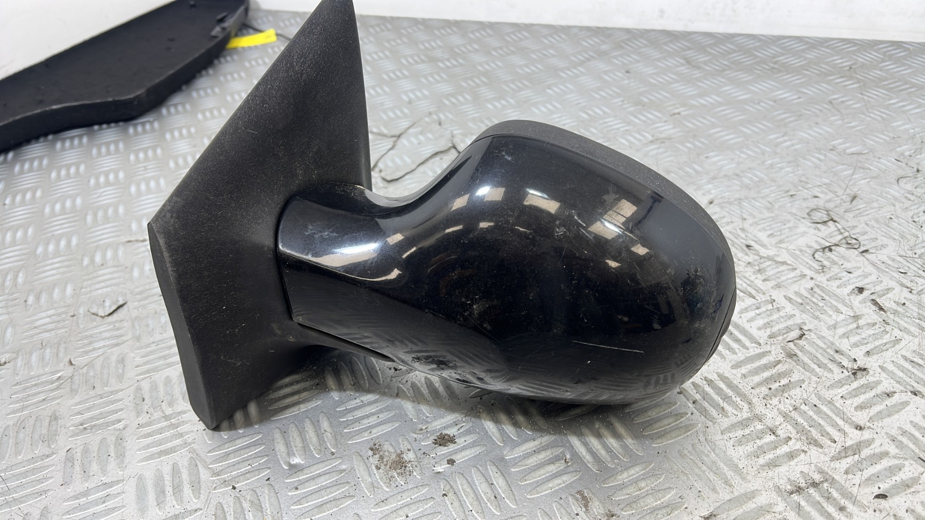 Retroviseur gauche RENAULT TWINGO 2 PHASE 1 –  (7701067334)