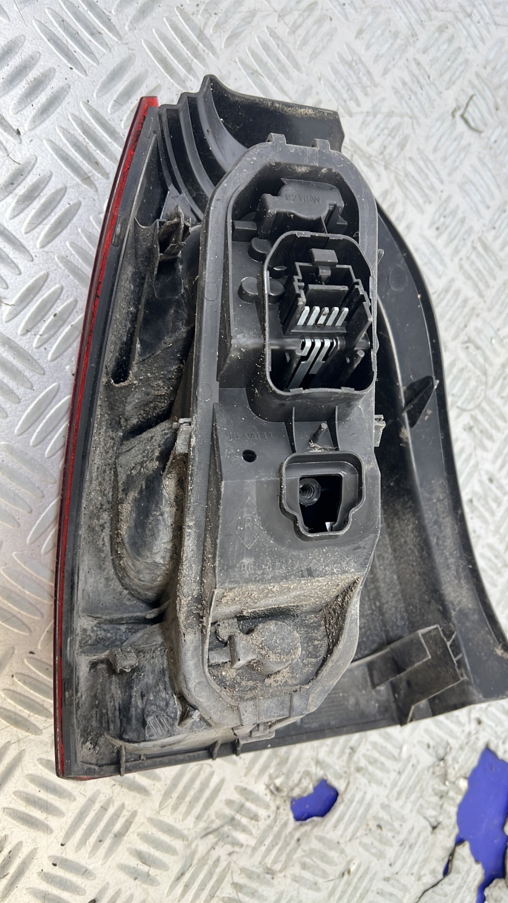 Feu arriere principal droit (feux) RENAULT TWINGO 2 PHASE 1 – 8200387889