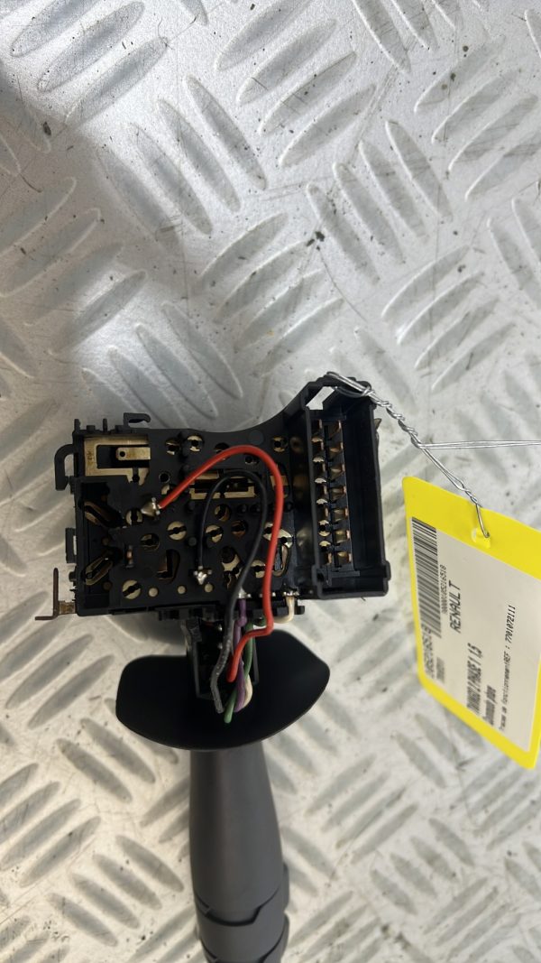 Commodo phare RENAULT TWINGO 2 PHASE 1 – 7701072111