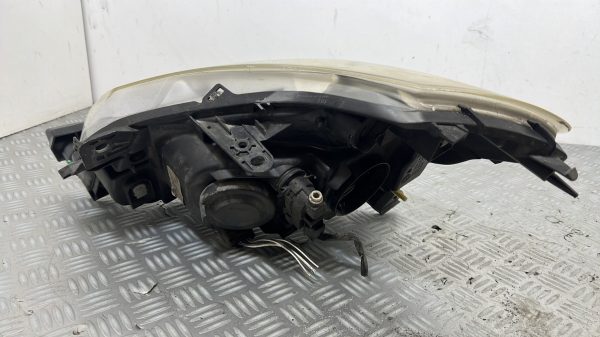 Optique avant principal droit (feux)(phare) RENAULT CLIO 3 PHASE 1 – 260103547R