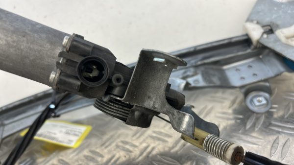 Moteur leve vitre avant droit RENAULT TWINGO 2 PHASE 1 – 400956C