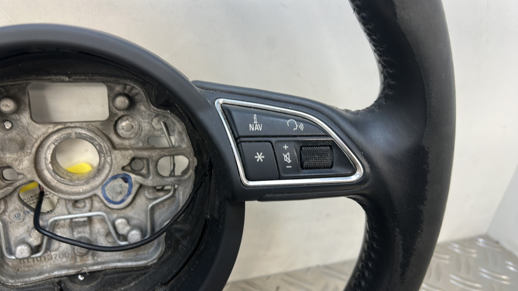 Volant AUDI A1 1 PHASE 1 – (4G0419091)