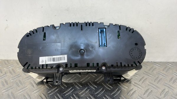 Compteur AUDI A1 1 PHASE 1 – 8X0920930A