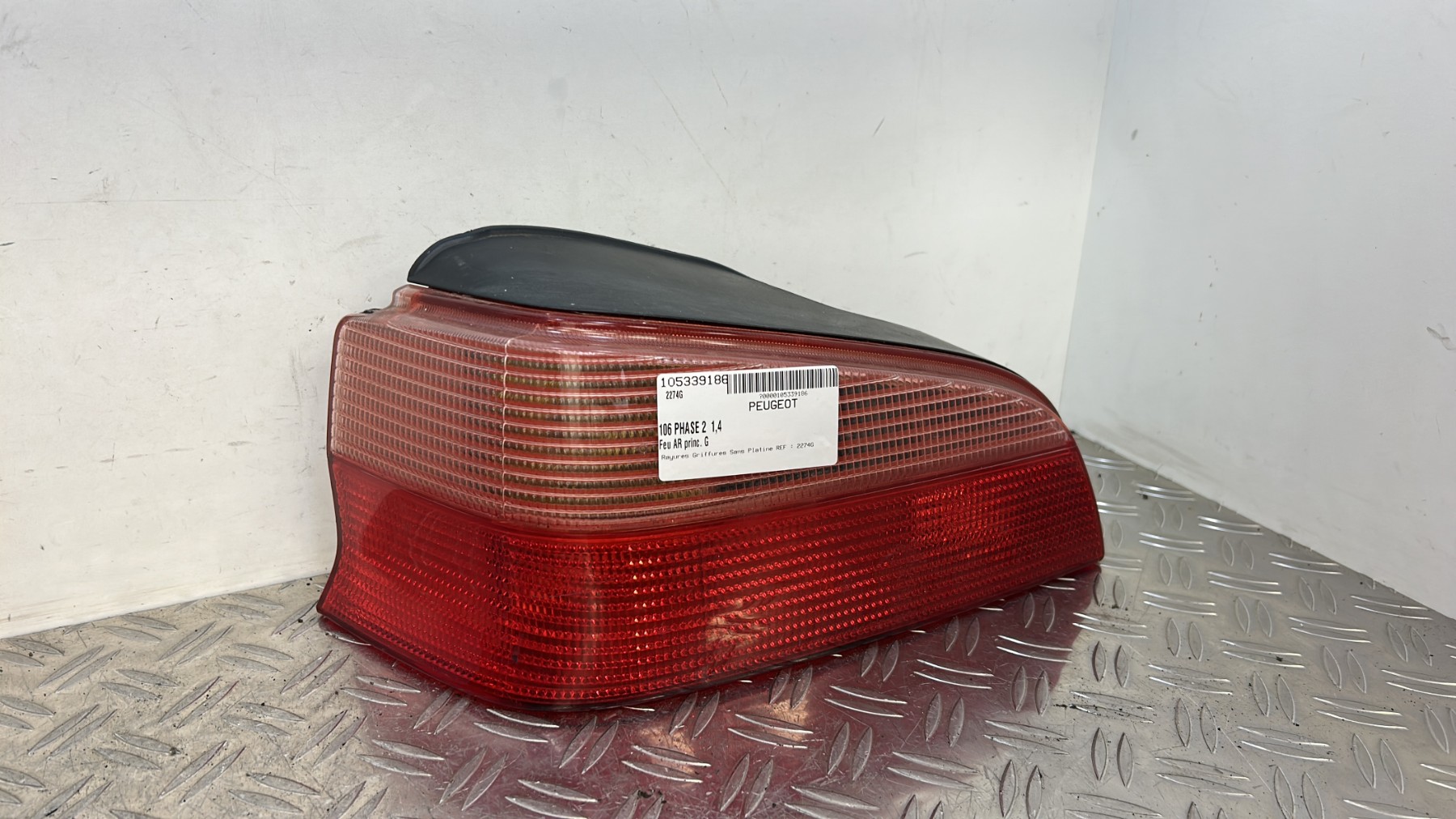 Feu arriere principal gauche (feux) PEUGEOT 106 PHASE 2 – 2274G