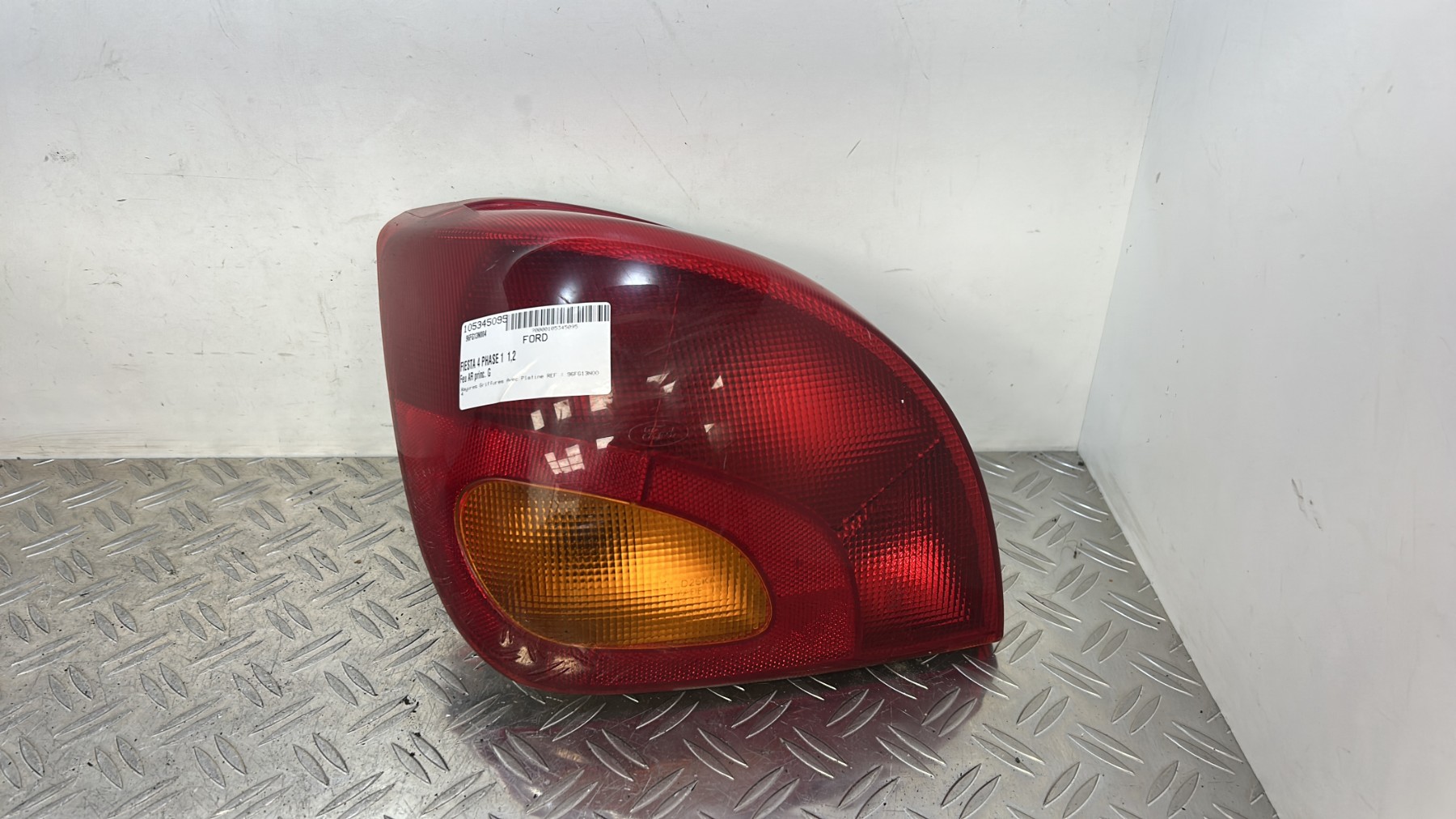 Feu arriere principal gauche (feux) FORD FIESTA 4 PHASE 1 – 96FG13N004