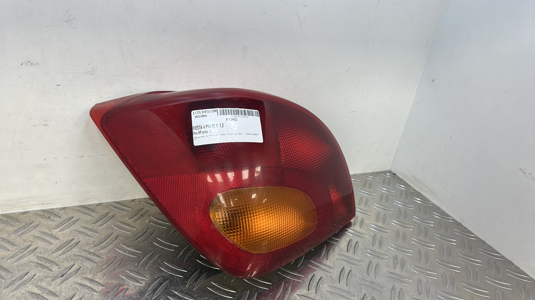 Feu arriere principal gauche (feux) FORD FIESTA 4 PHASE 1 – 96FG13N004