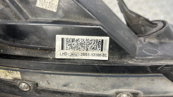 Optique avant principal droit (feux)(phare) FORD FOCUS 1 – 2M5113100BD