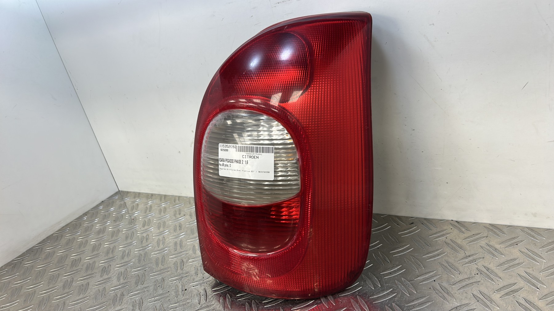 Feu arriere principal droit (feux) CITROEN XSARA PICASSO PHASE 2 – 9631563980