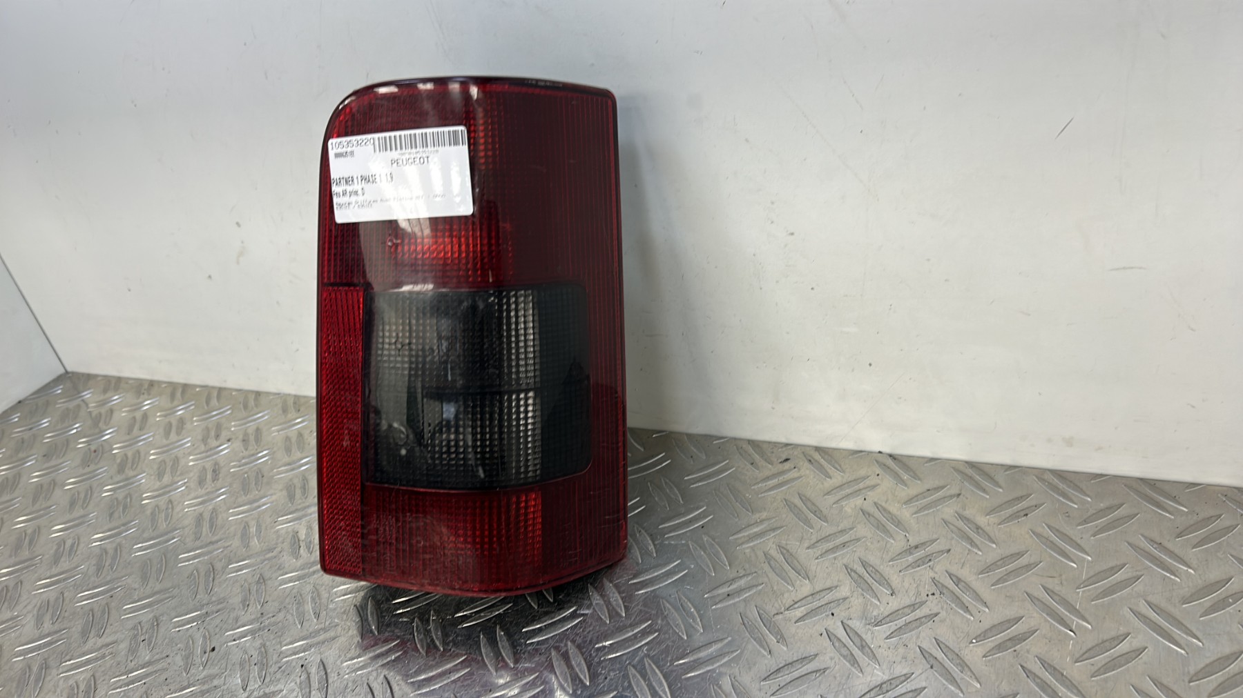 Feu arriere principal droit (feux) PEUGEOT PARTNER 1 PHASE 1 – 00006351EE