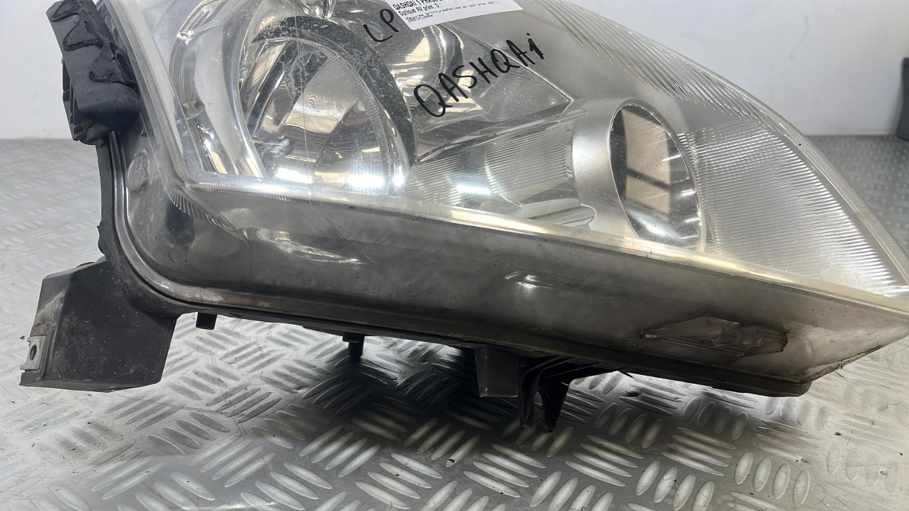 Optique avant principal droit (feux)(phare) NISSAN QASHQAI 1 PHASE 2 – 26010JD90A