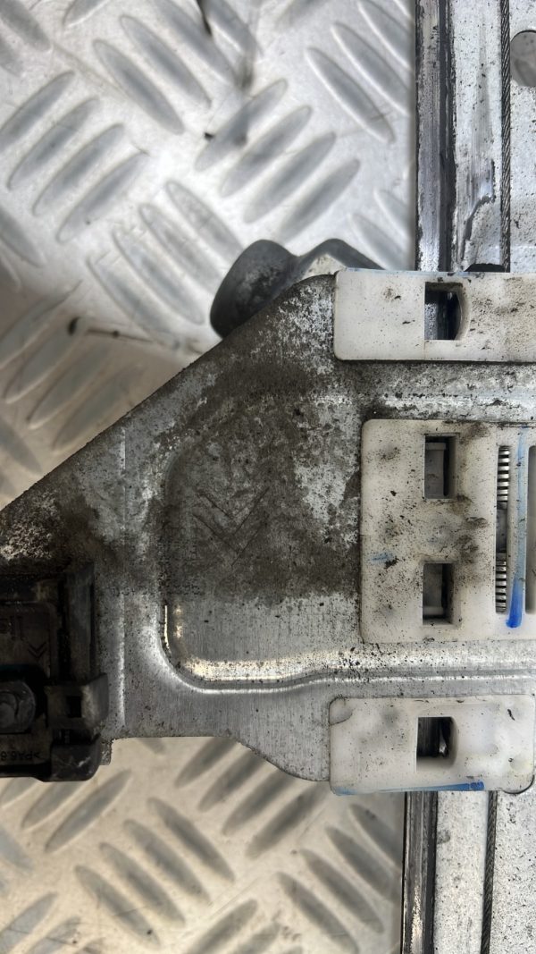Leve vitre electrique avant gauche CITROEN C3 2 PHASE 1 – 9683129480