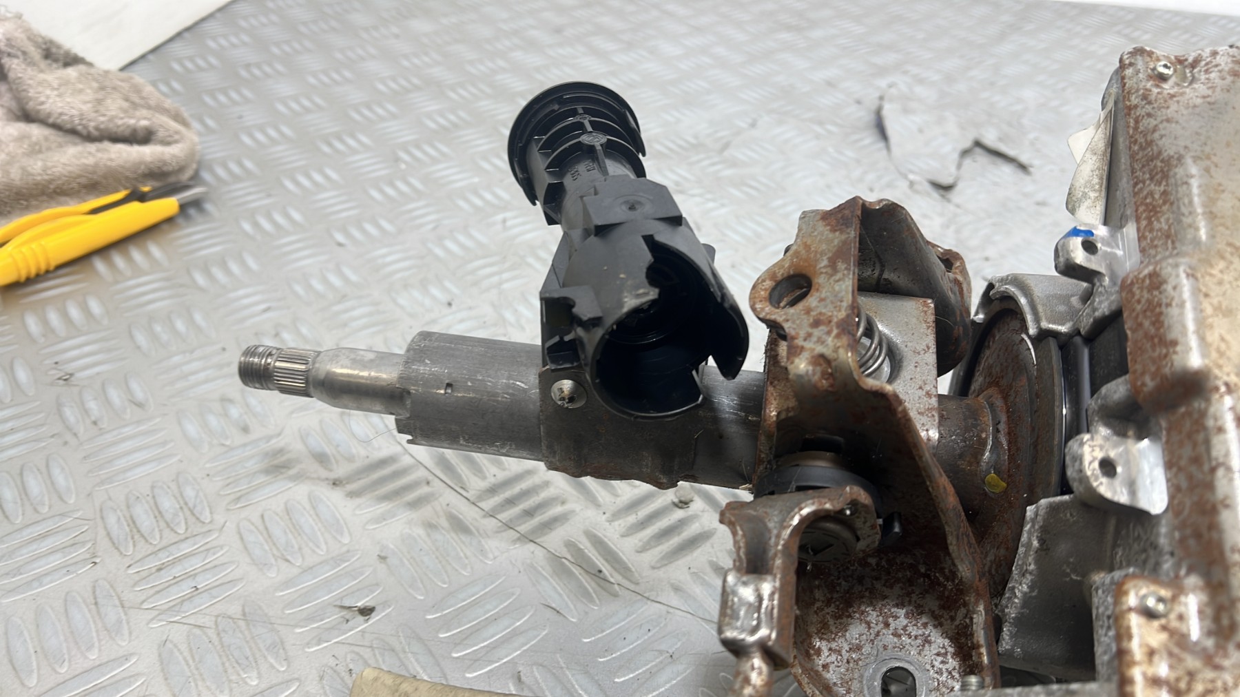 Colonne de direction FIAT 500 2 CABRIO PHASE 2 – 28151888