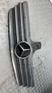 Calandre MERCEDES CLASSE C 203 COUPE SPORT PHASE 1 – A2038800383