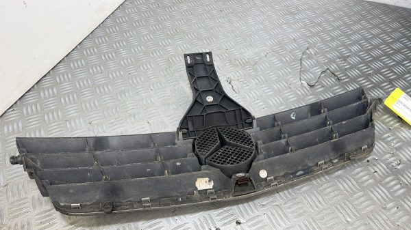 Calandre MERCEDES CLASSE C 203 COUPE SPORT PHASE 1 – A2038800383