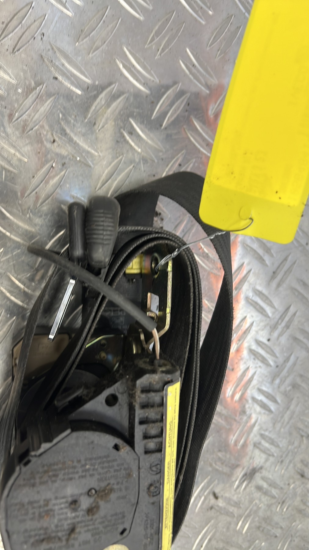 Ceinture avant gauche IVECO DAILY 3 – 33017280A1