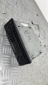 Autoradio d’origine RENAULT CLIO 2 PHASE 2 – 8200633639T
