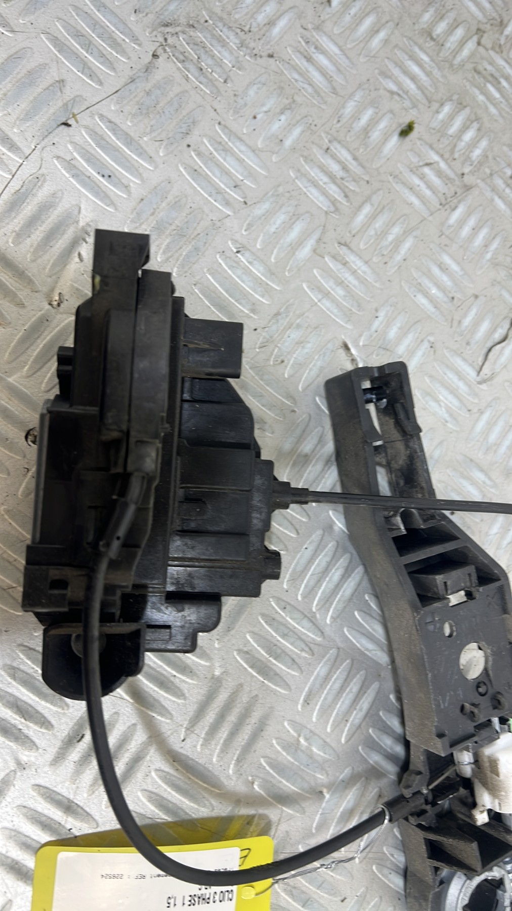 Serrure arriere gauche RENAULT CLIO 3 PHASE 1 – 226524