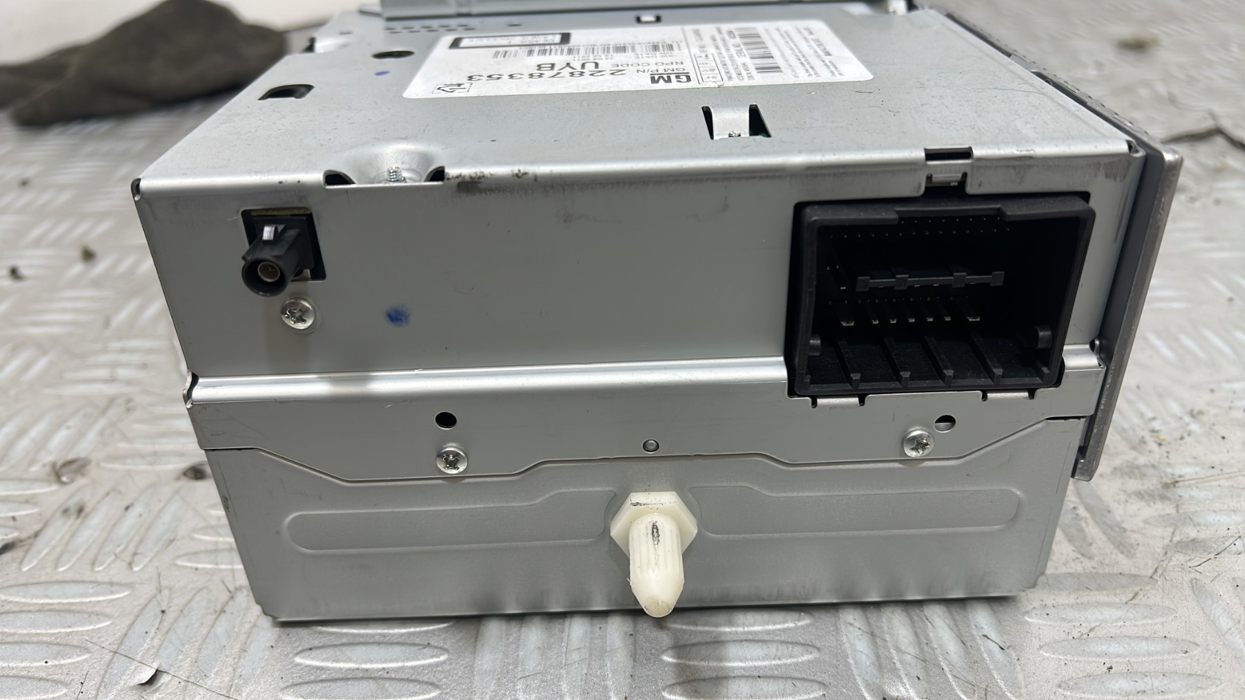 Autoradio d’origine OPEL MERIVA B PHASE 1 – 22878353