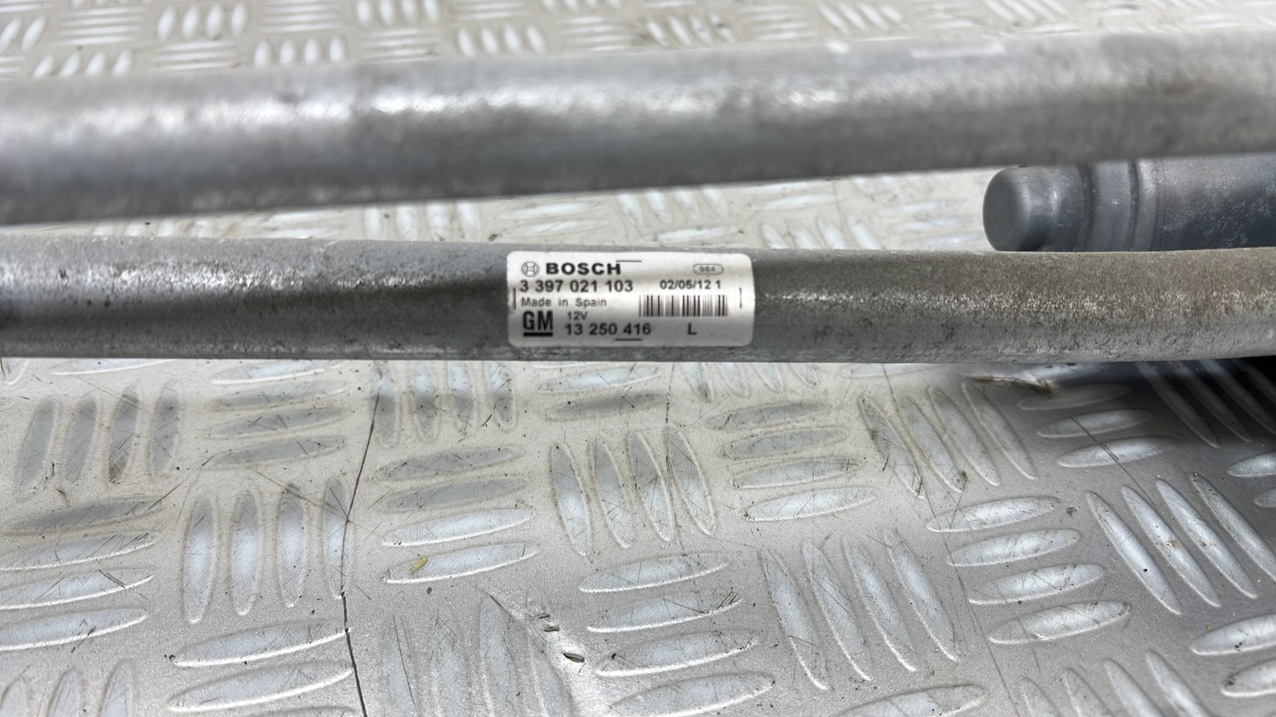 Moteur essuie glace avant OPEL MERIVA B PHASE 1 – 3397021103
